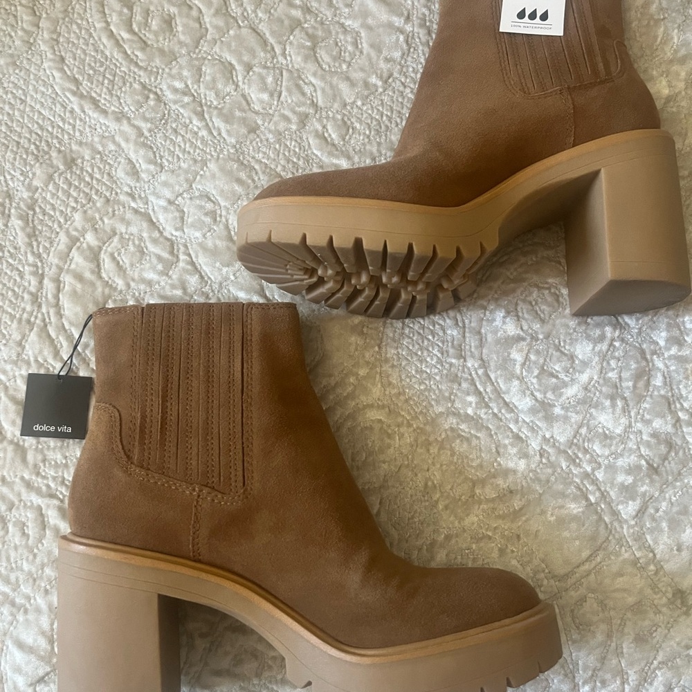 Dolce Vita Tan Heeled Boots with Chunky Block Heel